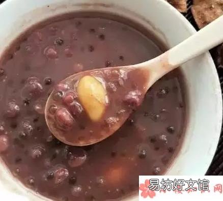 三伏天坐月子吃三豆汤好不好 2018三伏天坐月子吃什么