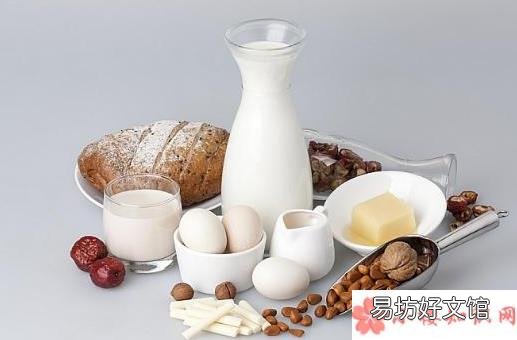 牛奶蛋白过敏母乳喂养忌口什么 宝宝牛奶蛋白过敏怎么母乳喂养