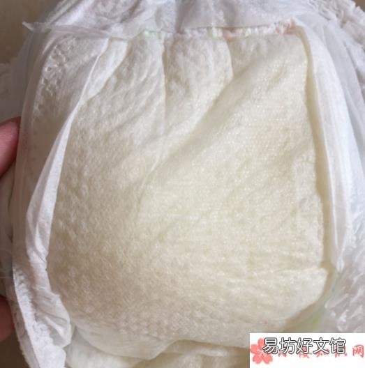 家得宝纸尿裤和拉拉裤区别 家得宝纸尿裤和拉拉裤哪个好