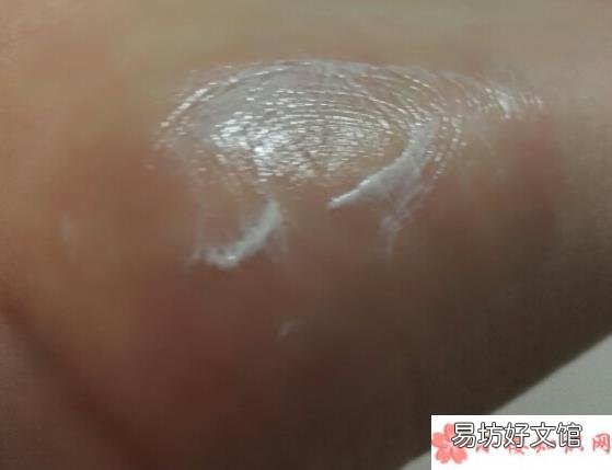 Aveeno燕麦防晒霜使用测评 Aveeno宝宝防晒霜容易过敏吗
