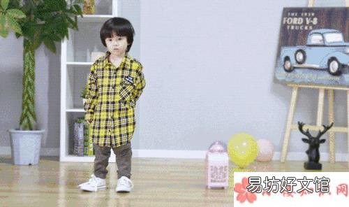 只差一双小白鞋 秋季宝宝如何成为潮童