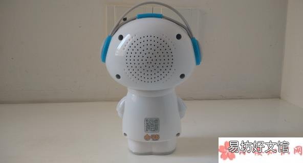 小亲婴幼儿童小机器人怎么样好用吗 儿童早教机器人品牌推荐