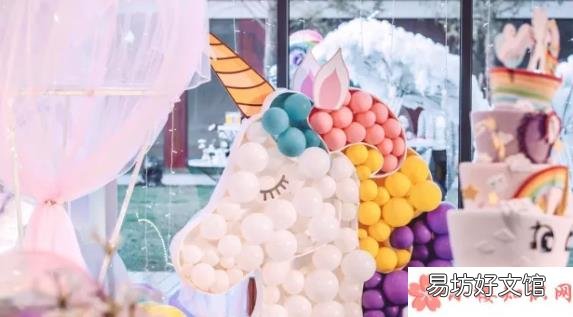 甜馨生日派对现场图 甜馨生日蓝色公主裙是什么牌子的