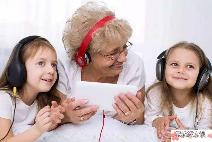 怎么跟老人说不要用老一辈的思想带孩子 怎么转变老人带小孩的思想