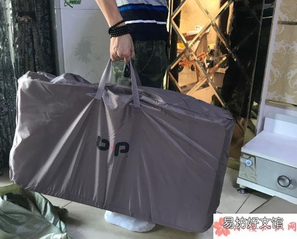 bp可折叠婴儿床好用吗有味道吗 bp婴儿床怎么样