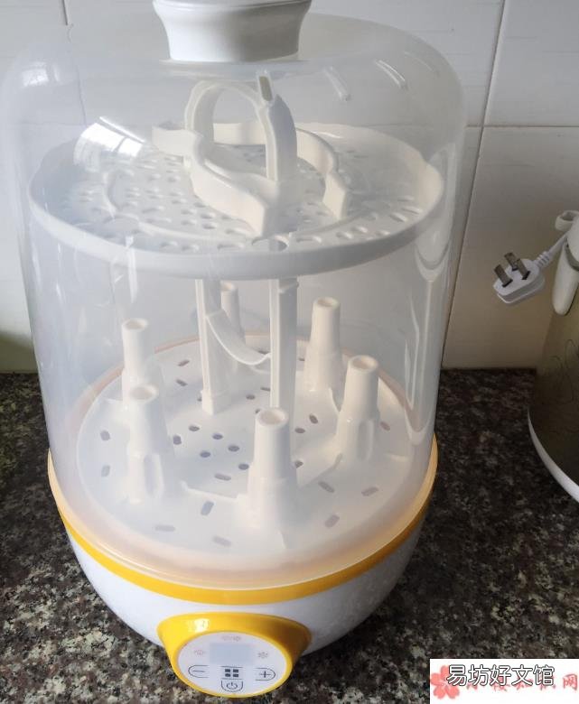 消毒烘干器怎么用能给哪些东西消毒烘干 迪士尼消毒烘干器怎么样