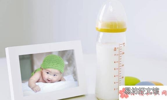 给宝宝洗奶瓶用水冲的干净吗 给宝宝洗奶瓶要用刷子吗