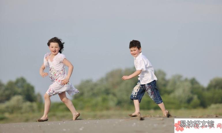 与孩子一起跑步的句子说说朋友圈 和孩子一起跑步晒图心情说说