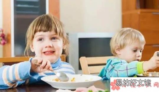 宝宝太早吃大人饭有哪些影响 宝宝几岁能吃大人的饭菜
