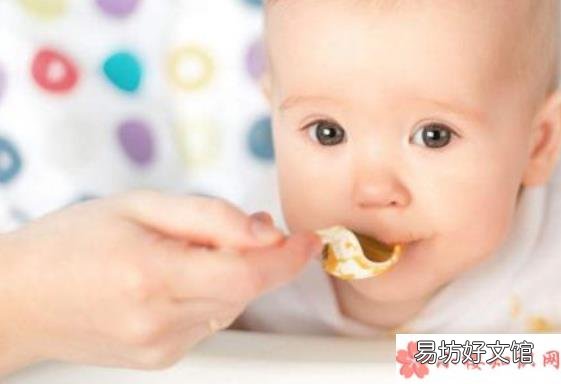 妈妈母乳喂养人工喂养怎么做 如何照顾牛奶蛋白过敏的宝宝