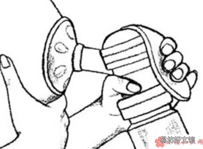 吸奶器的品牌怎么选择2018 全职妈妈用电动吸奶器还是手动