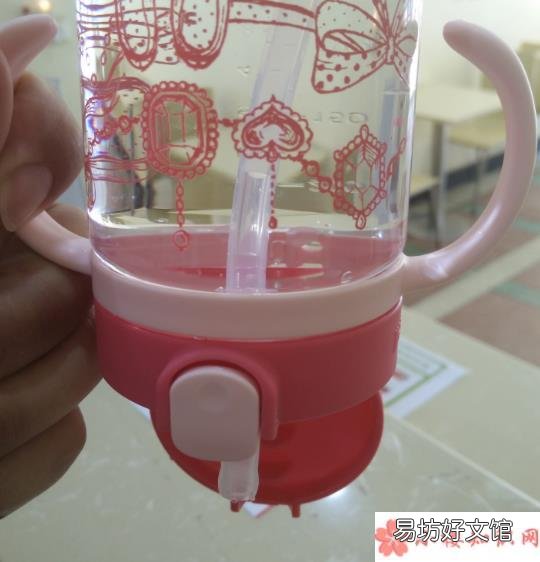 利其尔儿童吸管训练杯宝宝喜欢吗 日本利其尔儿童吸管训练杯怎么样