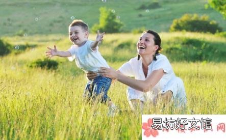 和孩子去游玩照片配字的心情说说朋友圈 分享和孩子游玩图片的句子