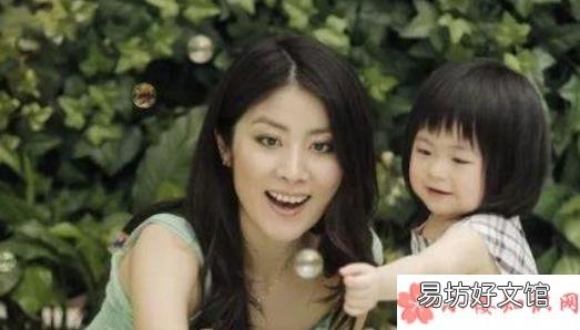 一个女人为了家庭付出的句子 女人为了家庭的累说说朋友圈