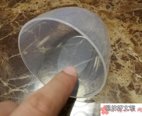 貝親奶瓶ppsu材質(zhì)和玻璃哪個好 貝親奶瓶ppsu材質(zhì)和玻璃對比