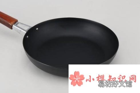 怎样挑选铁锅?