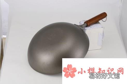 怎样挑选铁锅?