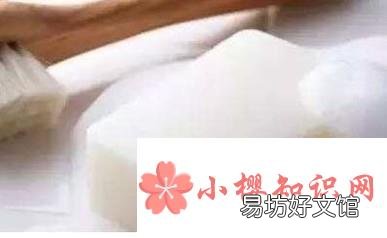 有没有人告诉你:被子上的血渍怎么洗掉?