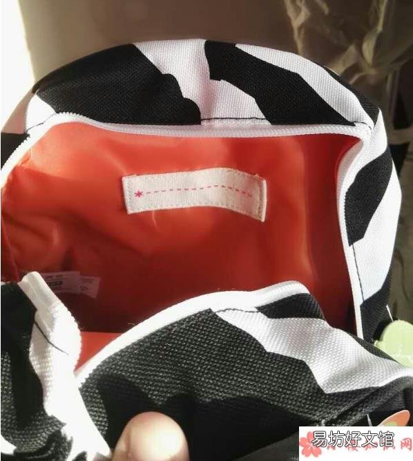 HOP双肩背包适合女孩背吗SKIPHOP双肩背包女宝宝背好不好看 SKIP