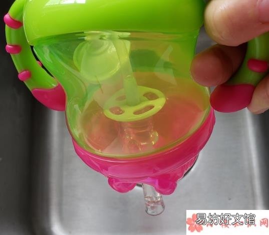 NUBY儿童防漏吸管杯测评 NUBY儿童防漏吸管杯怎么样