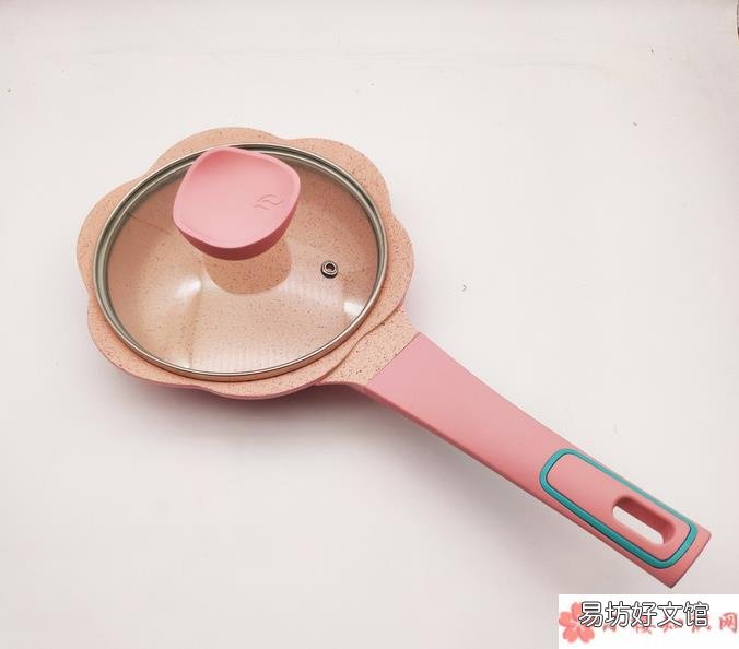 抖音花瓣辅食锅使用评测 抖音花瓣辅食锅真的不粘锅吗