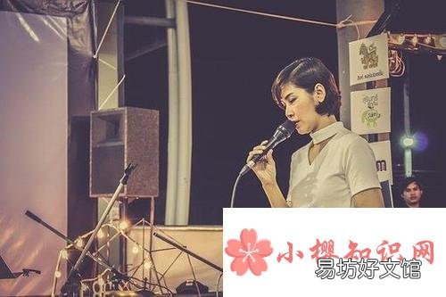 怎么用假声唱歌