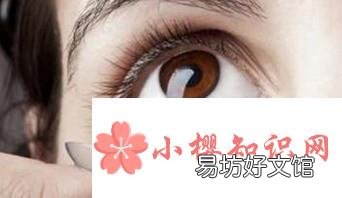 隐形眼镜怎么摘下来