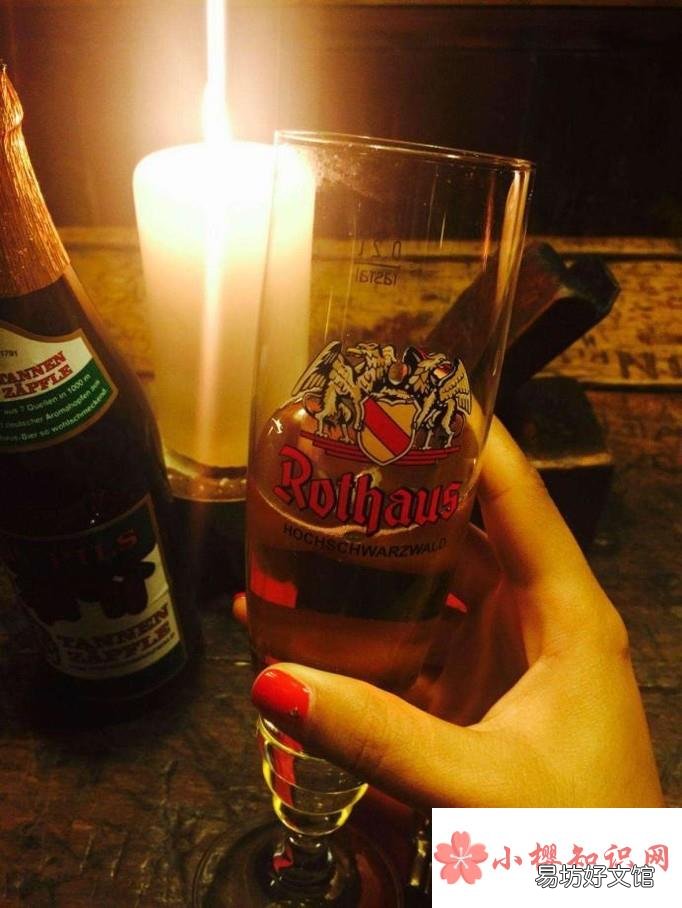 如何巧妙开啤酒盖