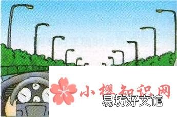 如何跑好科目三直线行驶
