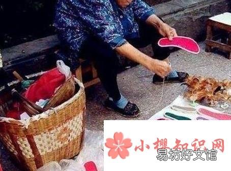广场摆摊卖什么好