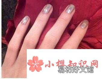 有了灰指甲,用花椒蒜醋液治好