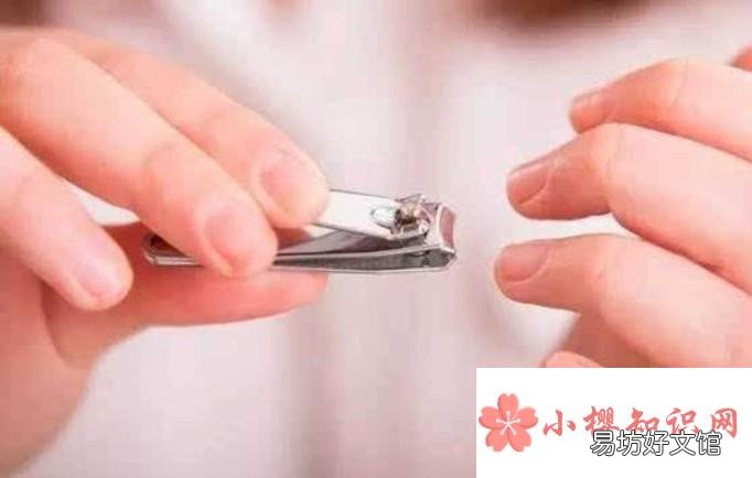 隐形眼镜应该怎么保养?