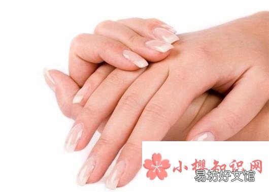女性如何减少指甲油对身体的危害?
