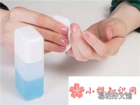 用什么可以洗掉指甲油