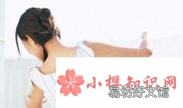 衣服汗渍发黄怎么洗