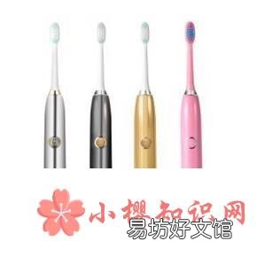 如何用电动牙刷刷牙