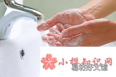 玻璃膠粘手上怎么去除