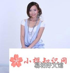 怎么从坐姿看出女人的性格