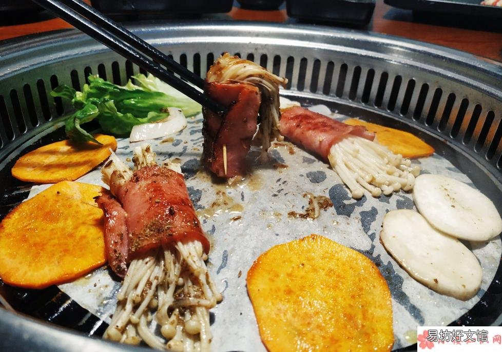記錄和閨蜜去吃烤肉的說說朋友圈 冬天吃烤肉的句子心情