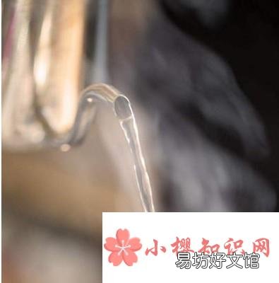 拖鞋有臭味怎么处理