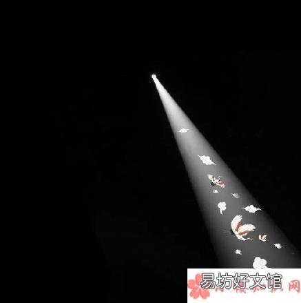 朋友圈背景一束光图片大全高清 2020朋友圈背景一束光无水印图片合集