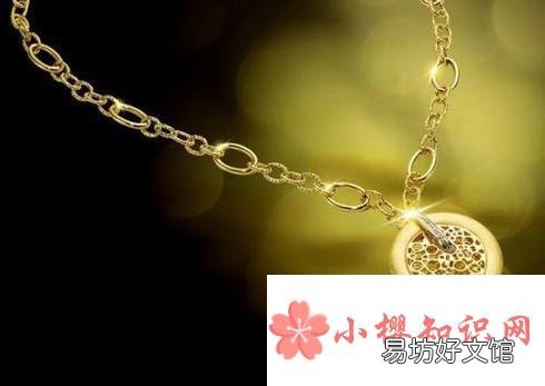如何选购女士黄金项链