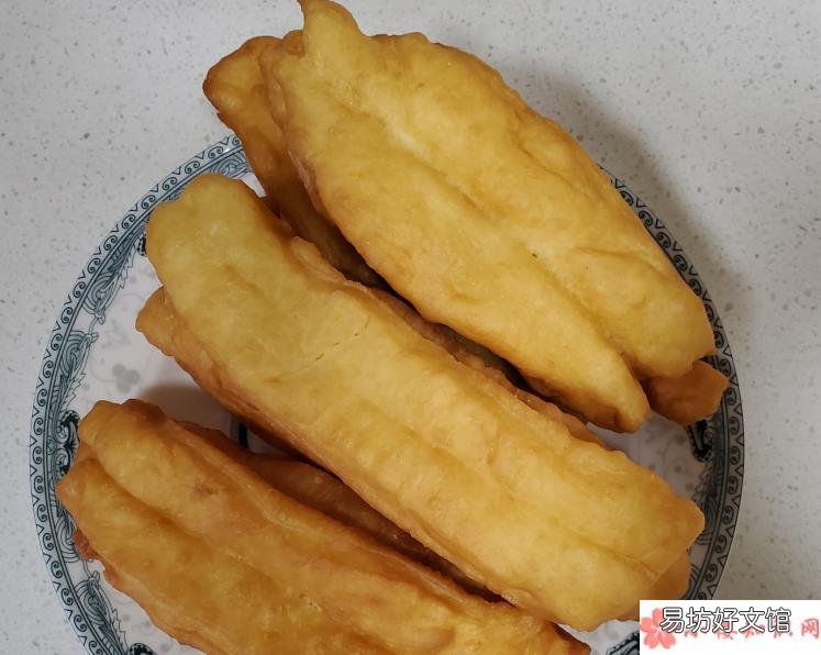 在家炸油条心情感慨 在家炸油条说说朋友圈