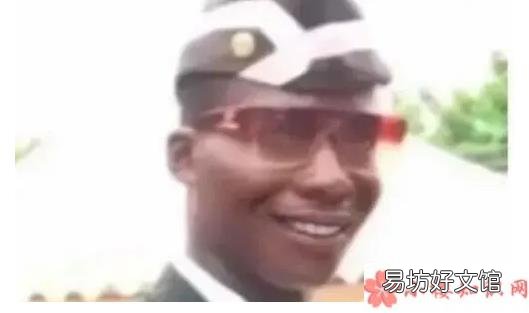 黑哥抬棺表情包 黑哥抬棺材是什么梗