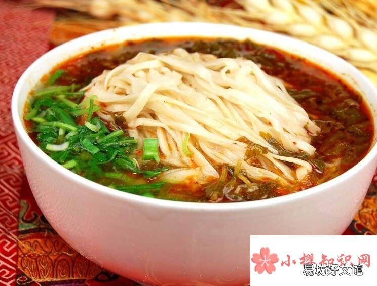 南甜北咸东辣西酸形成的原因是什么?