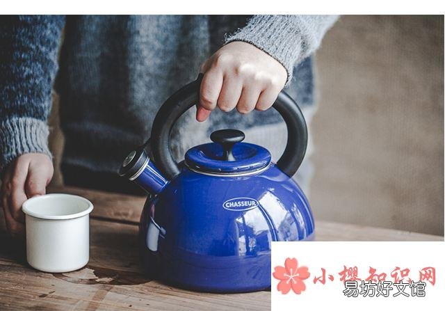 水壶底部为什么多是波纹状?