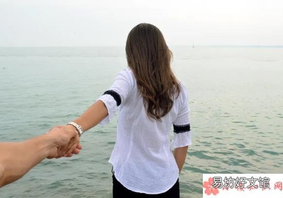 《高级爱情故事》歌曲歌词介绍 抖音我感情丰富放心搬进我心中住是什么歌