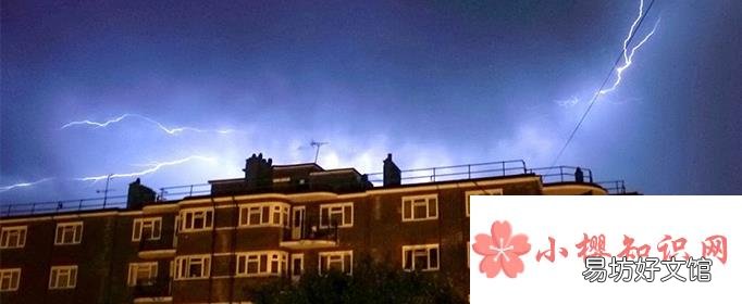 打雷时冲凉洗澡可能遭雷击,是真的吗?