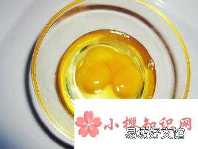 双黄蛋是人工激素催出来的吗?