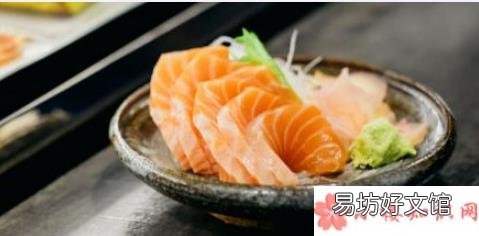 日本寿司真的很好吃吗 为免费吃日本寿司改名鲑鱼是怎么回事